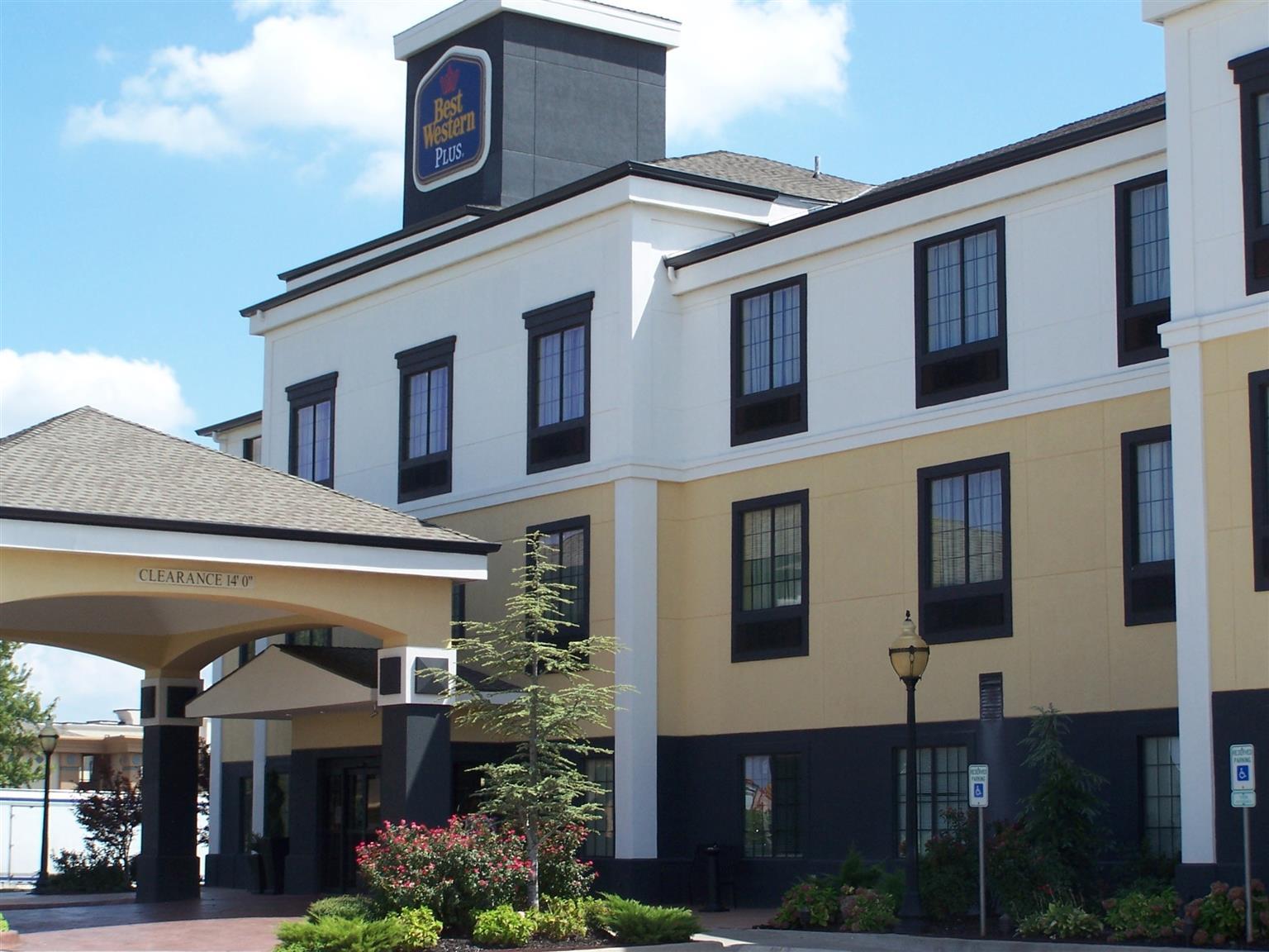 Best Western Plus Barsana Hotel & Suites Oklahoma City Exterior photo